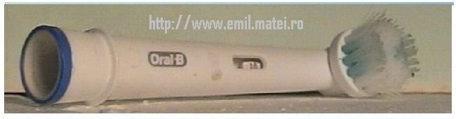 Periuta de dinti electrica Braun Periuta de dinti electrica Braun