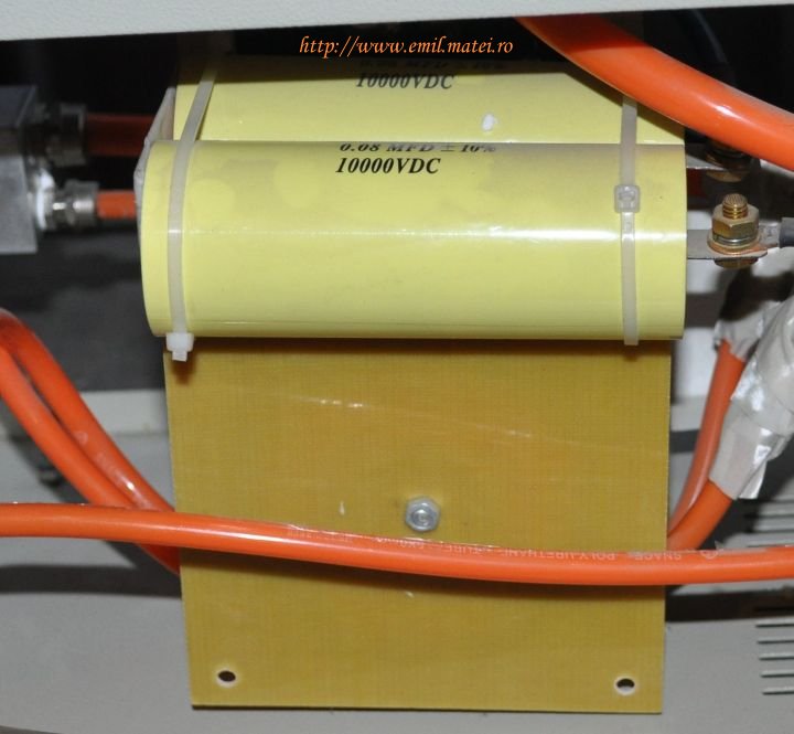 Detail resonance capacitor - Induction heat machine HX-15KW Detail resonance capaccitor - Induction heat machine HX-15KW