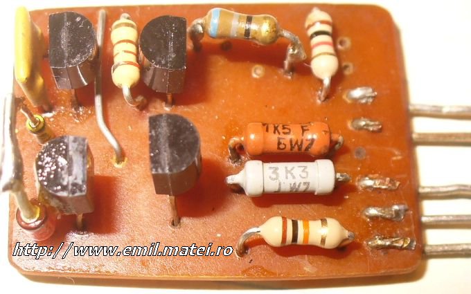 QUAD405-2 - Foto PCB inlocuitor cu componente discrete pentru hibridele N1/N2 QUAD405-2 - Foto PCB inlocuitor cu componente discrete pentru hibridele N1/N2